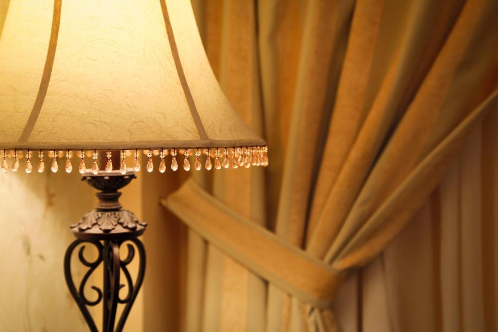 Hotel Foisorul Cu Flori Sinaia Kültér fotó